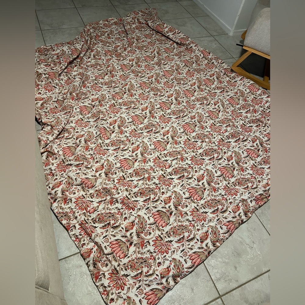 Pottery Barn Floral Print Duvet Cover in Cream and Coral